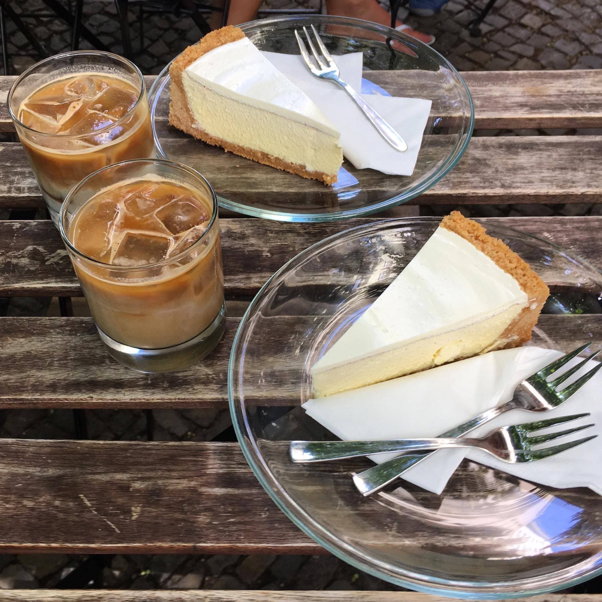 coffee and Berlin cheesecake in Kreuzberg